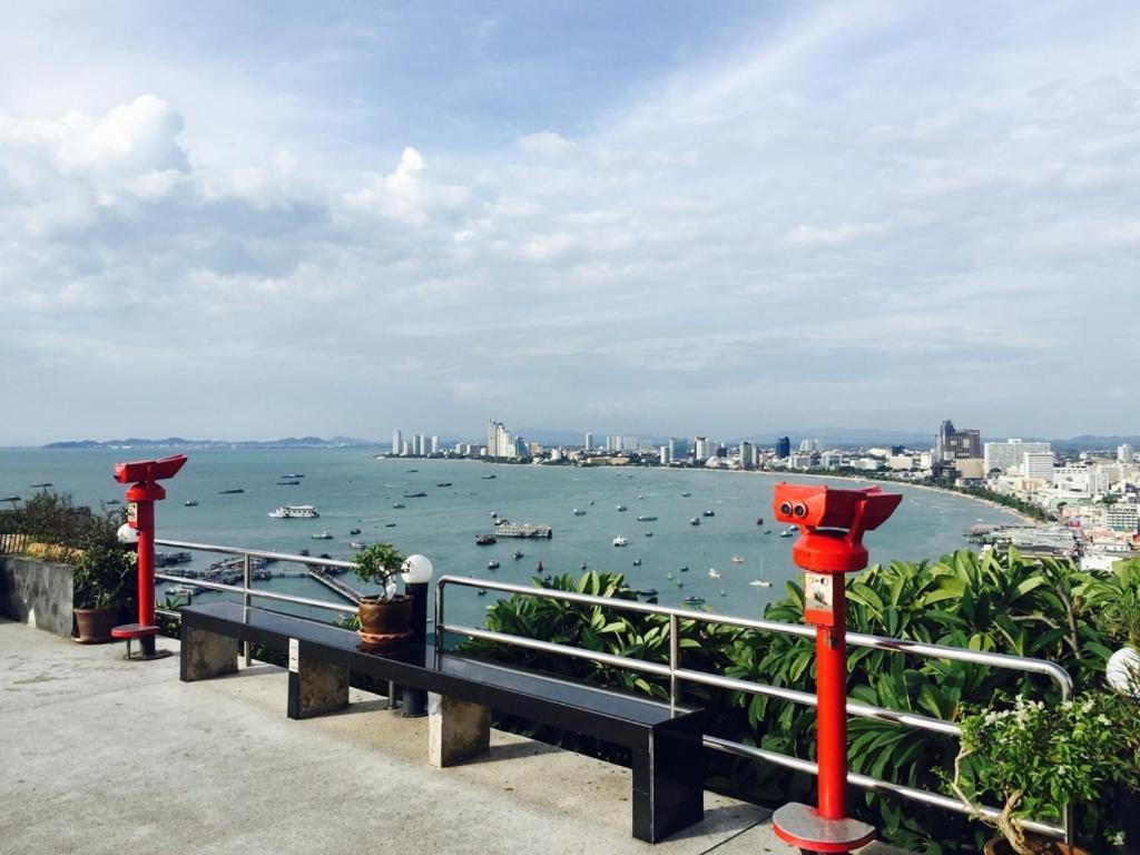 Bedtime Pattaya Hotel Exterior photo